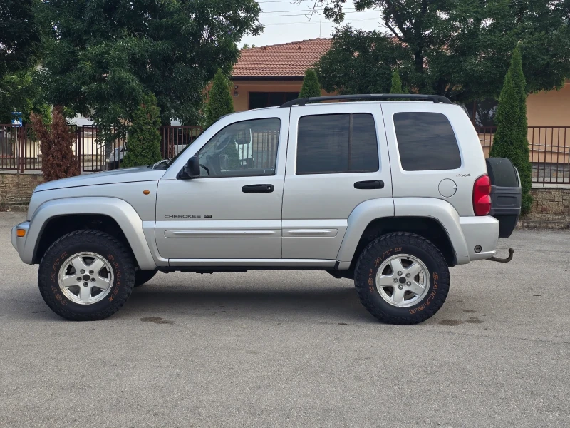 Jeep Cherokee 3.7, снимка 5 - Автомобили и джипове - 51382252