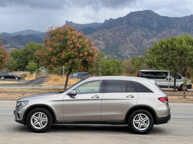 Mercedes-Benz GLC 300 EQ boost 4MATIC 258кс* ПАНОРАМА* МЕМОРИ* ВЕНТИЛАЦИ, снимка 2 - Автомобили и джипове - 51420680
