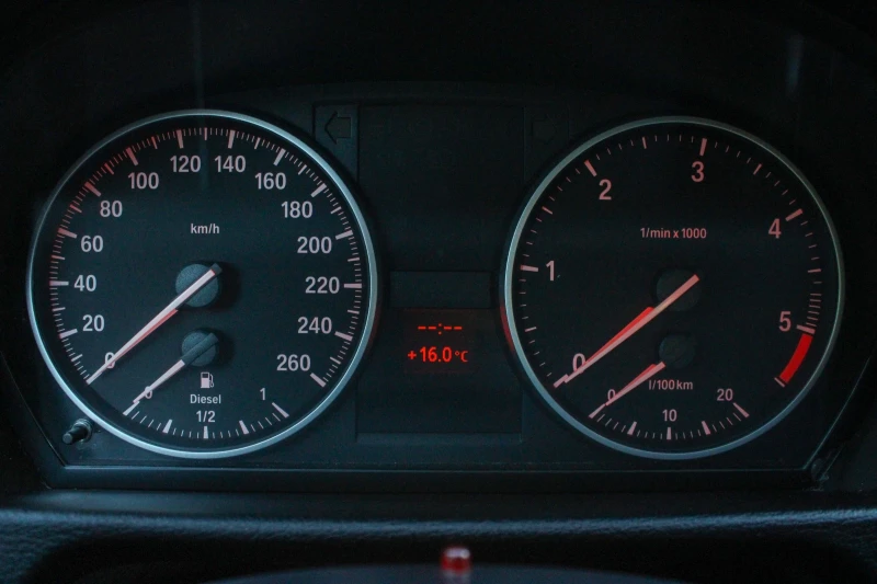 BMW X1 xDrive/ xLine / FACE / NAVI / SAT, снимка 16 - Автомобили и джипове - 51542291