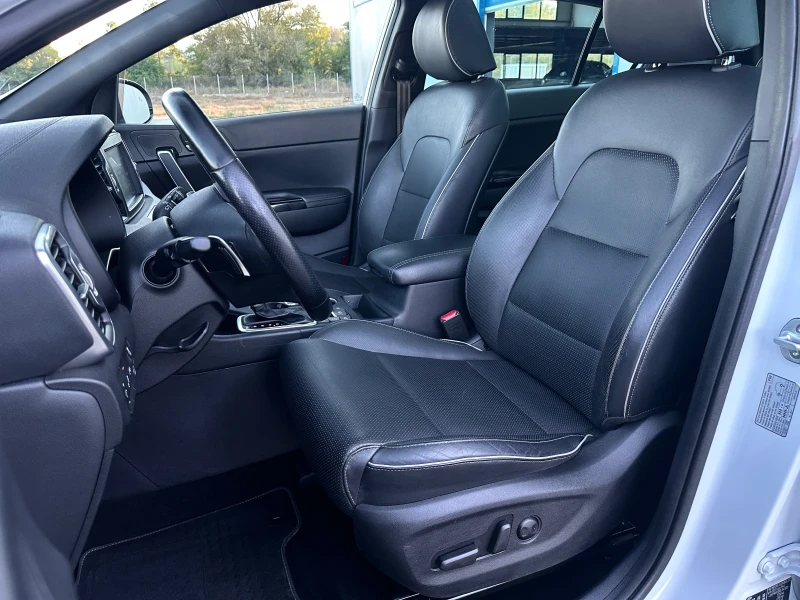Kia Sportage 2.0 CRDi 185кс 4х4/GT Line/ Всички екстри/ История, снимка 12 - Автомобили и джипове - 52012382