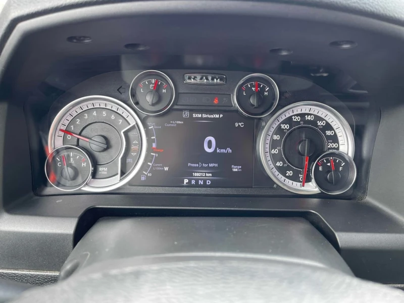 Dodge RAM 1500 * Express * CARFAX * БЕЗ ПЪРВОНАЧАЛНА ВНОСКА, снимка 8 - Автомобили и джипове - 52892768