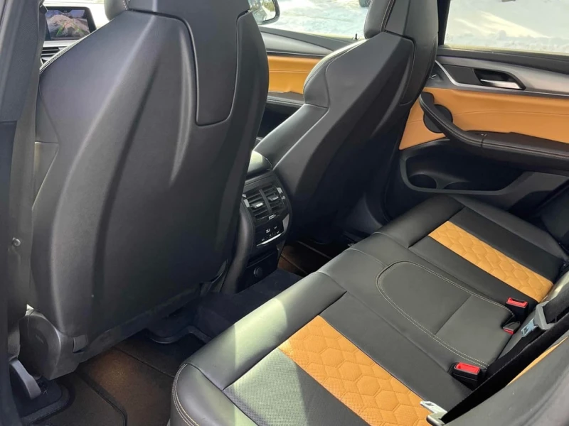 BMW X3 * Sports Activity Vehicle * CARFAX * ЦЕНА ДО БГ, снимка 15 - Автомобили и джипове - 53223759