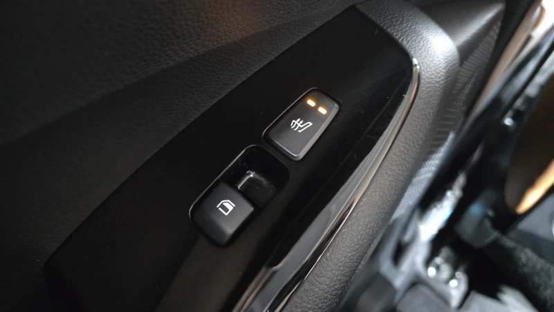 Kia Seltos 2.0 2WD SIGNATURE autogeorge.com, снимка 17 - Автомобили и джипове - 53243944