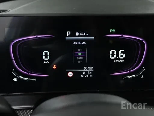 Kia Sportage 1.6 БЕНЗИН / 4WD / ЛИЗИНГ, снимка 8 - Автомобили и джипове - 54899975