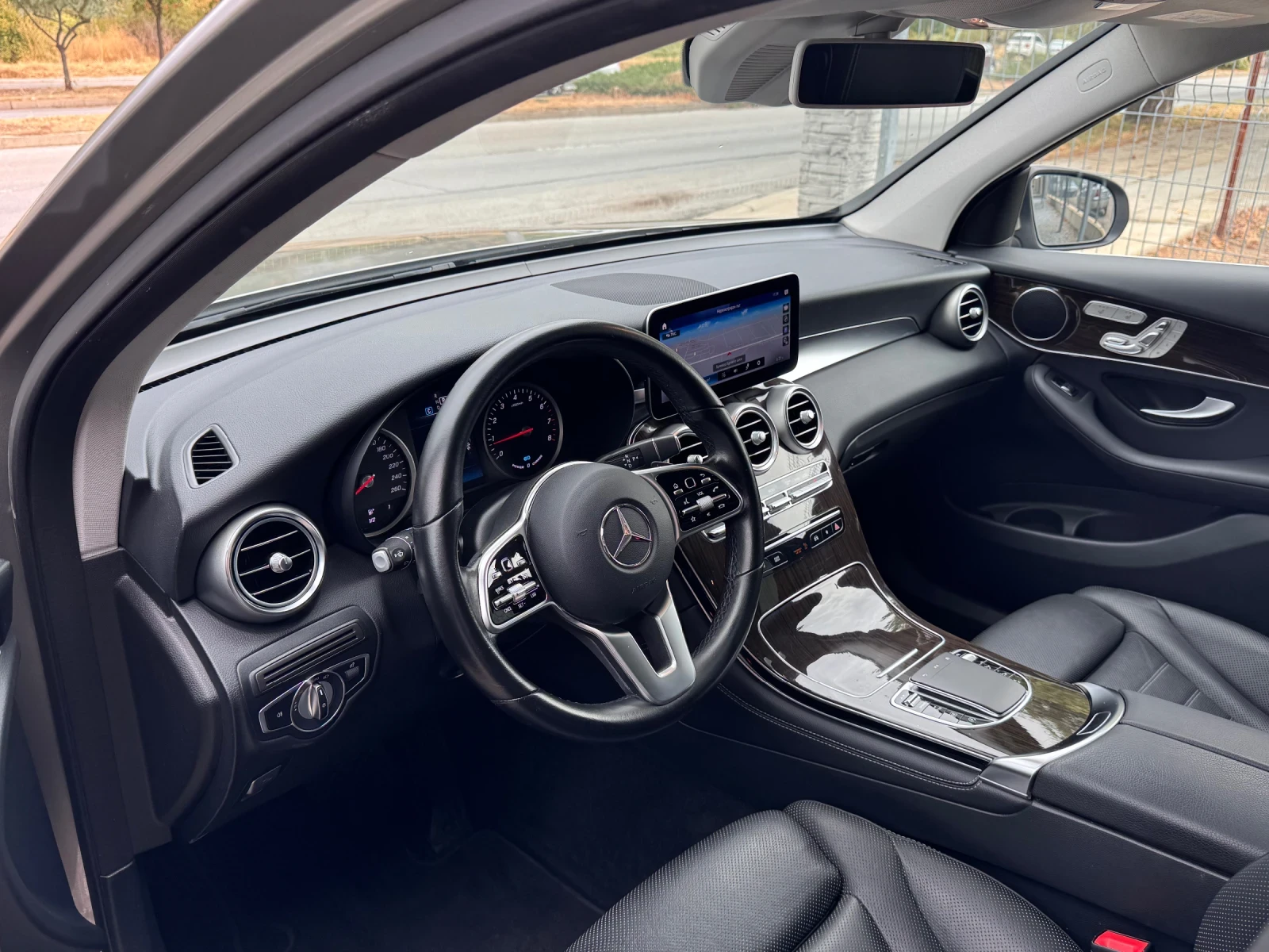 Mercedes-Benz GLC 300 EQ boost 4MATIC 258* * *  | Mobile.bg   12