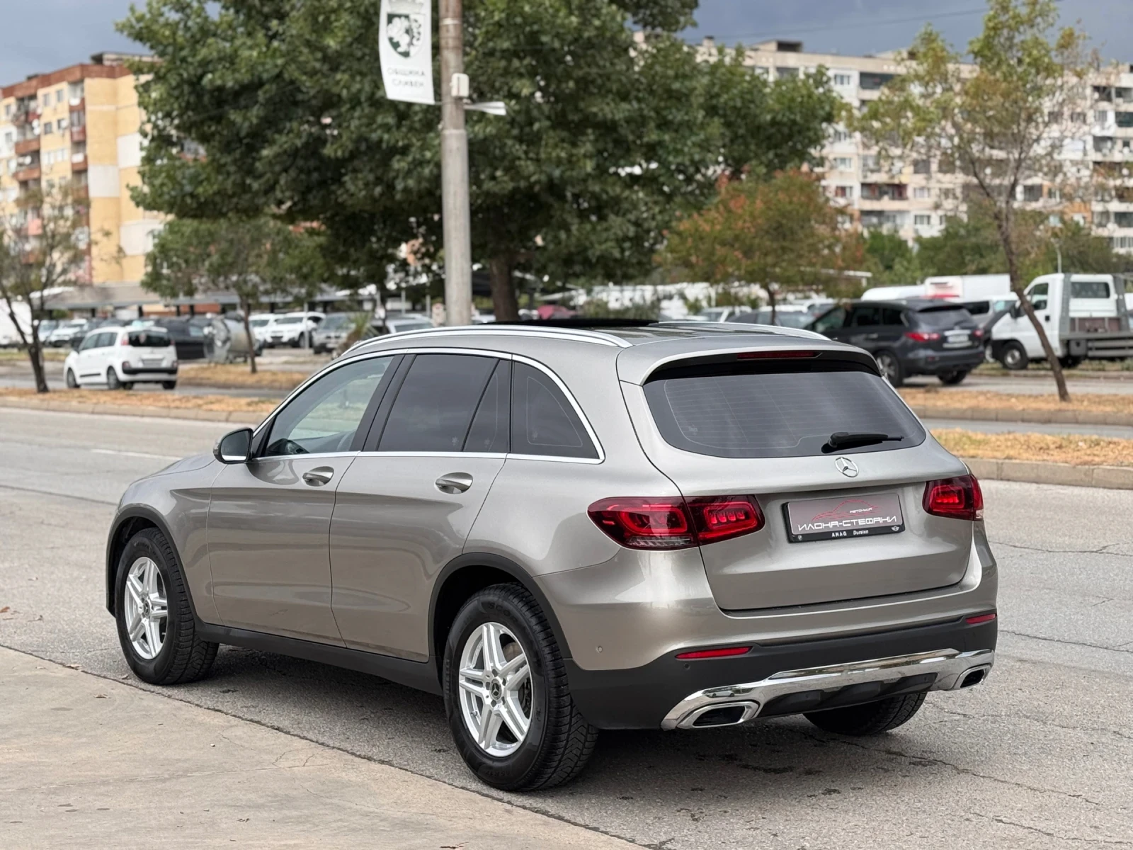 Mercedes-Benz GLC 300 EQ boost 4MATIC 258кс* ПАНОРАМА* МЕМОРИ* ВЕНТИЛАЦИ - изображение 3