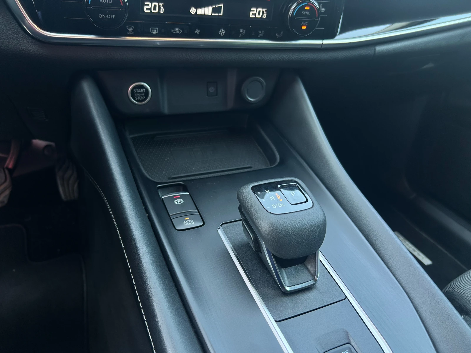 Nissan Qashqai 1.3 DIG-T N-Connecta A/T - изображение 6