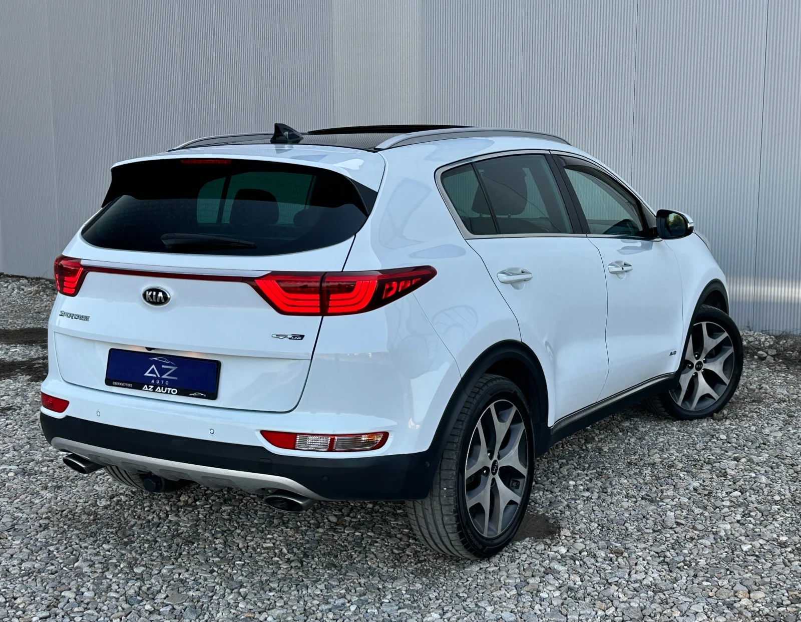 Kia Sportage 2.0 CRDi 185кс 4х4/GT Line/ Всички екстри/ История - изображение 6