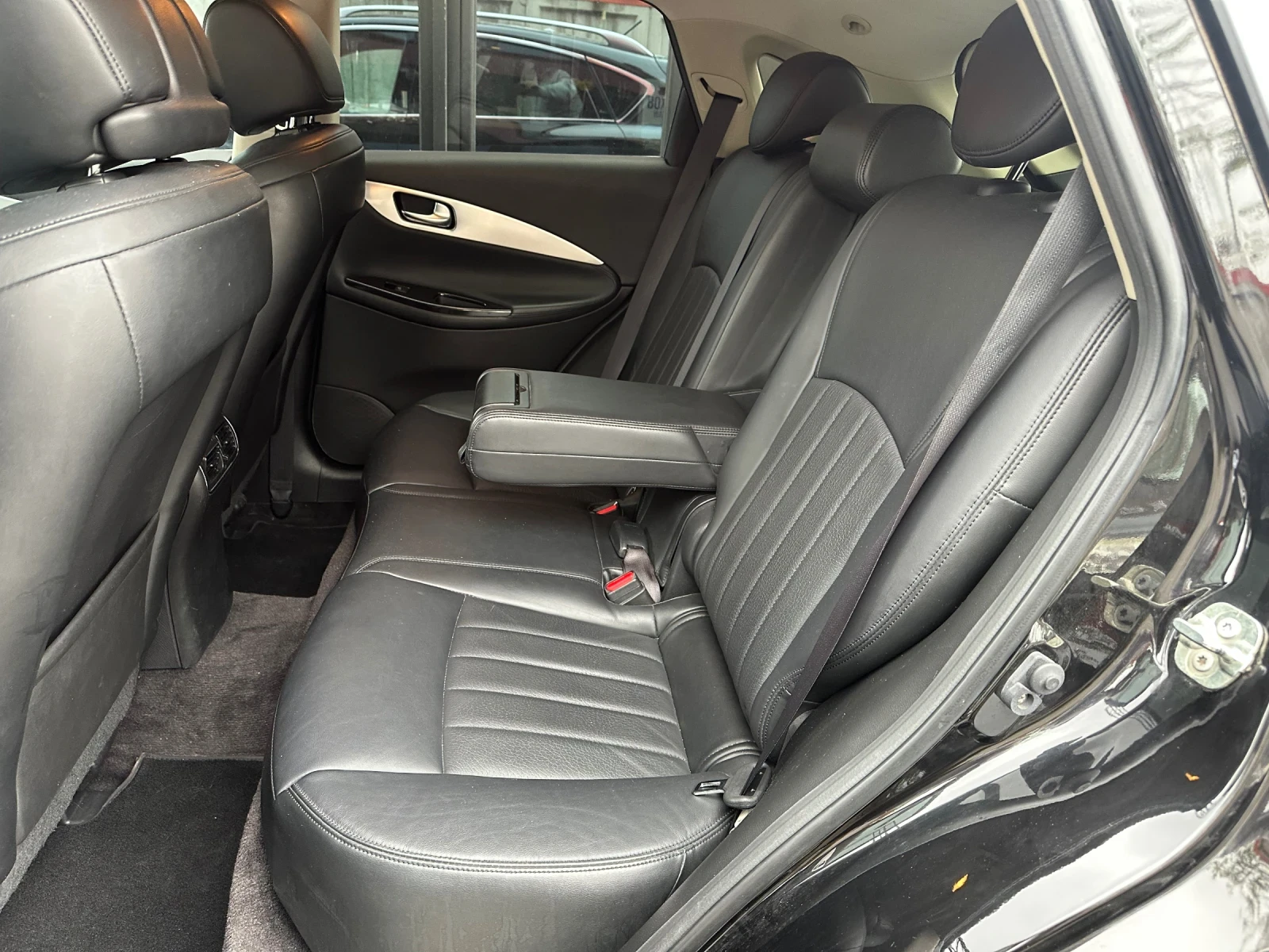 Infiniti QX50 3.0d   .   | Mobile.bg   16