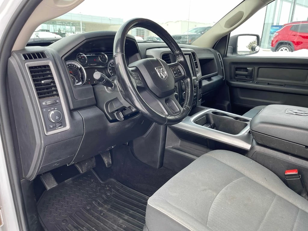 Dodge RAM 1500 * Express * CARFAX * БЕЗ ПЪРВОНАЧАЛНА ВНОСКА - изображение 5