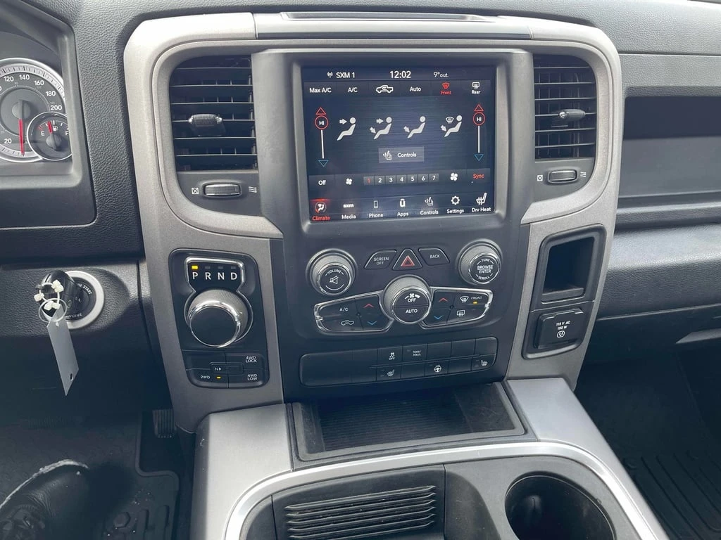 Dodge RAM 1500 * Express * CARFAX * БЕЗ ПЪРВОНАЧАЛНА ВНОСКА - изображение 9