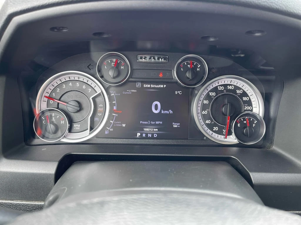 Dodge RAM 1500 * Express * CARFAX * БЕЗ ПЪРВОНАЧАЛНА ВНОСКА - изображение 8