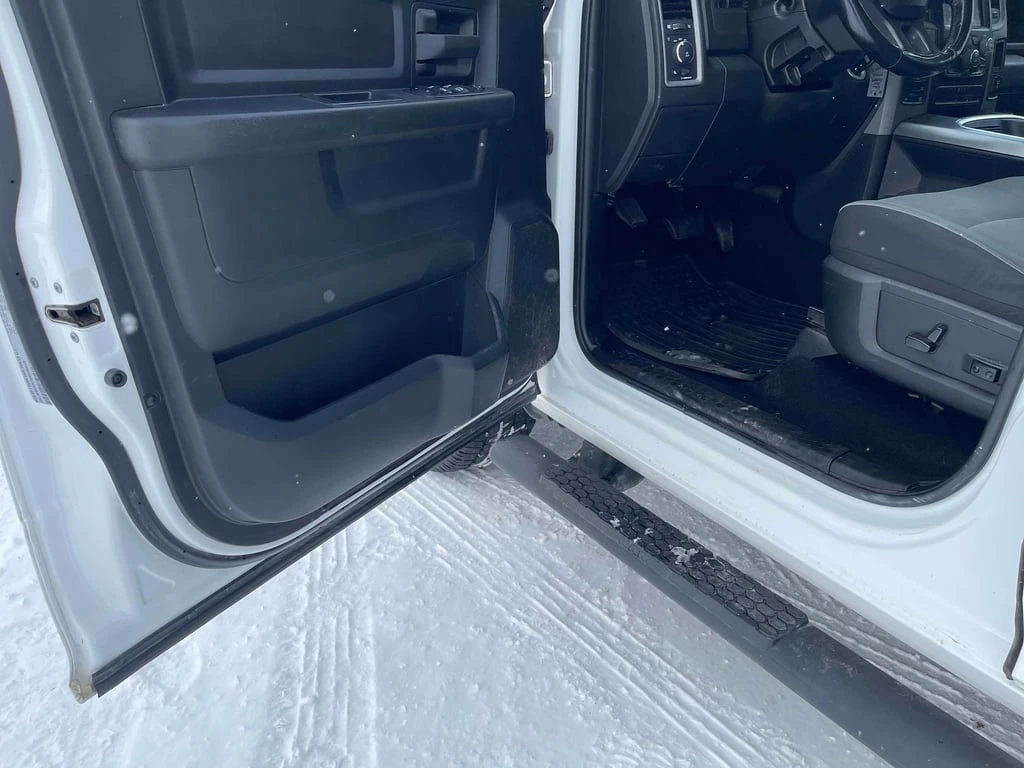 Dodge RAM 1500 * Express * CARFAX * ��� ������������ ������ | Mobile.bg � ����������� 16