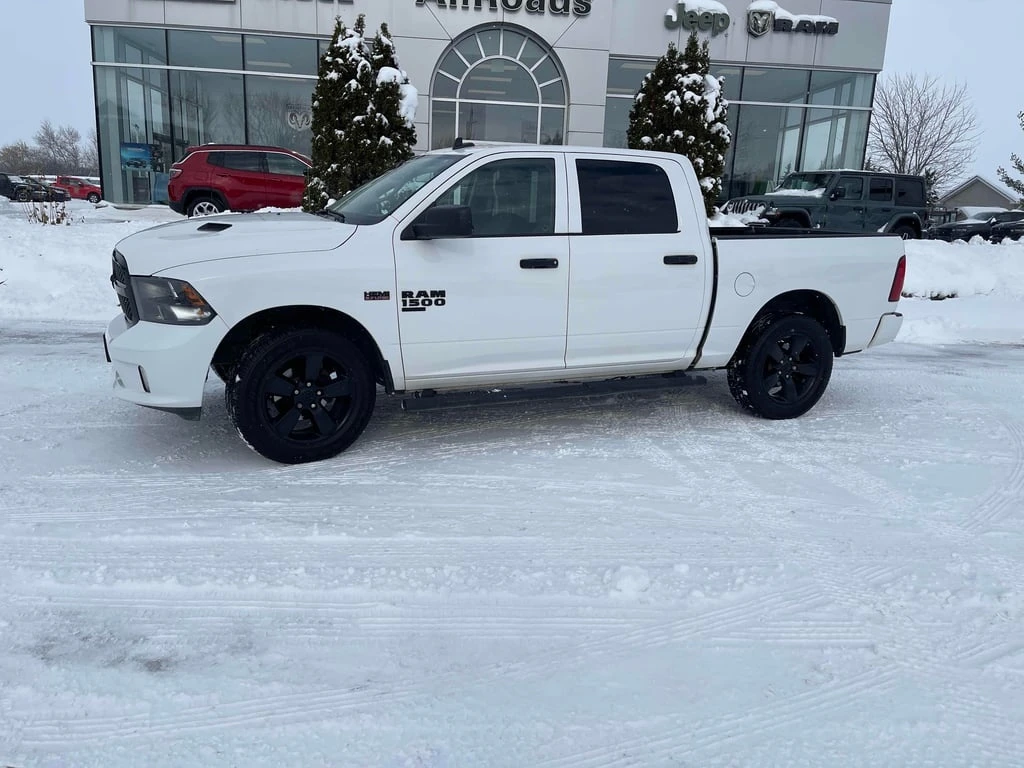 Dodge RAM 1500 * Express * CARFAX * БЕЗ ПЪРВОНАЧАЛНА ВНОСКА - изображение 2