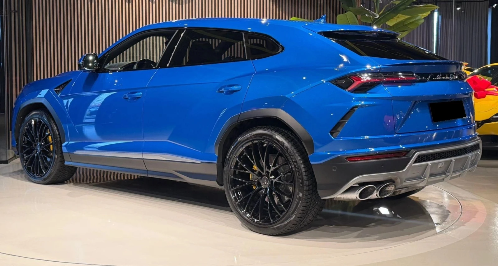 Lamborghini Urus 4.0 V8 4WD  - изображение 6