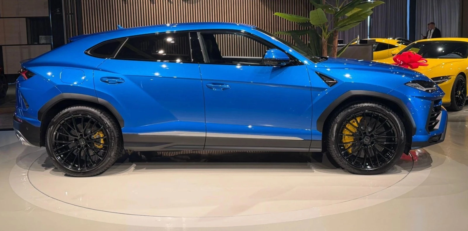 Lamborghini Urus 4.0 V8 4WD  - изображение 5