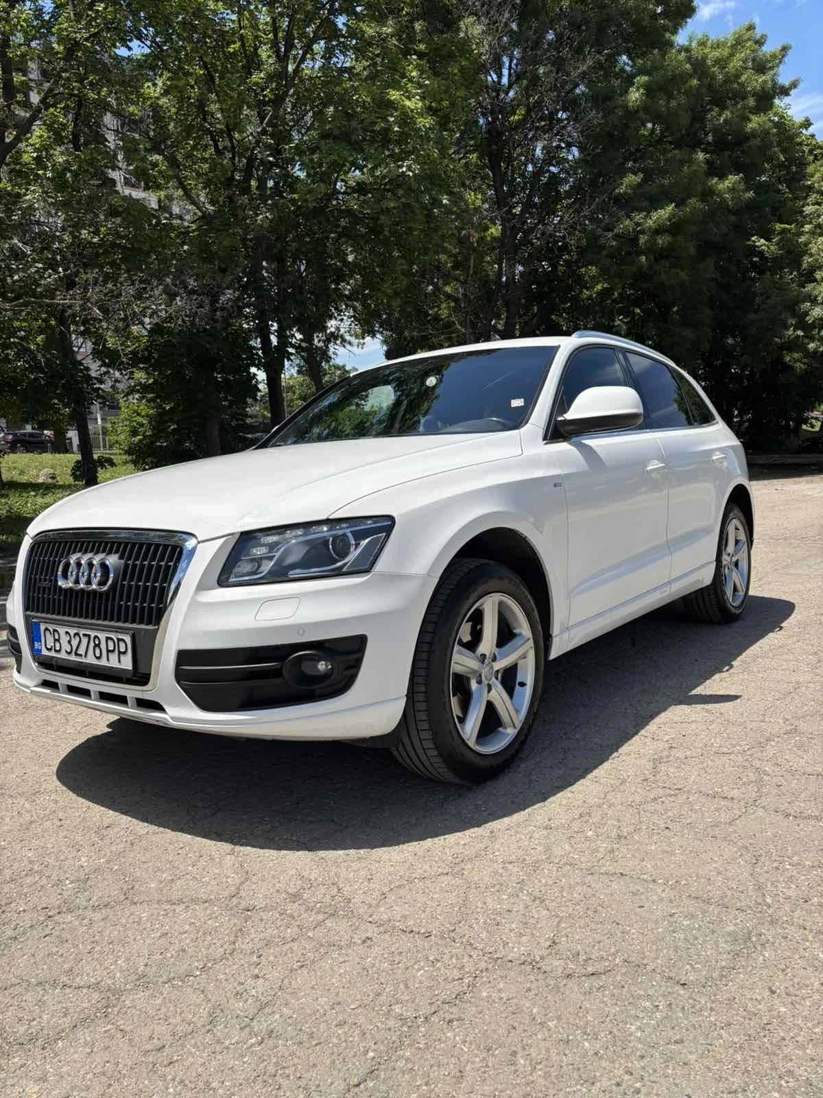 Audi Q5 4x4 2000 кубика S line 