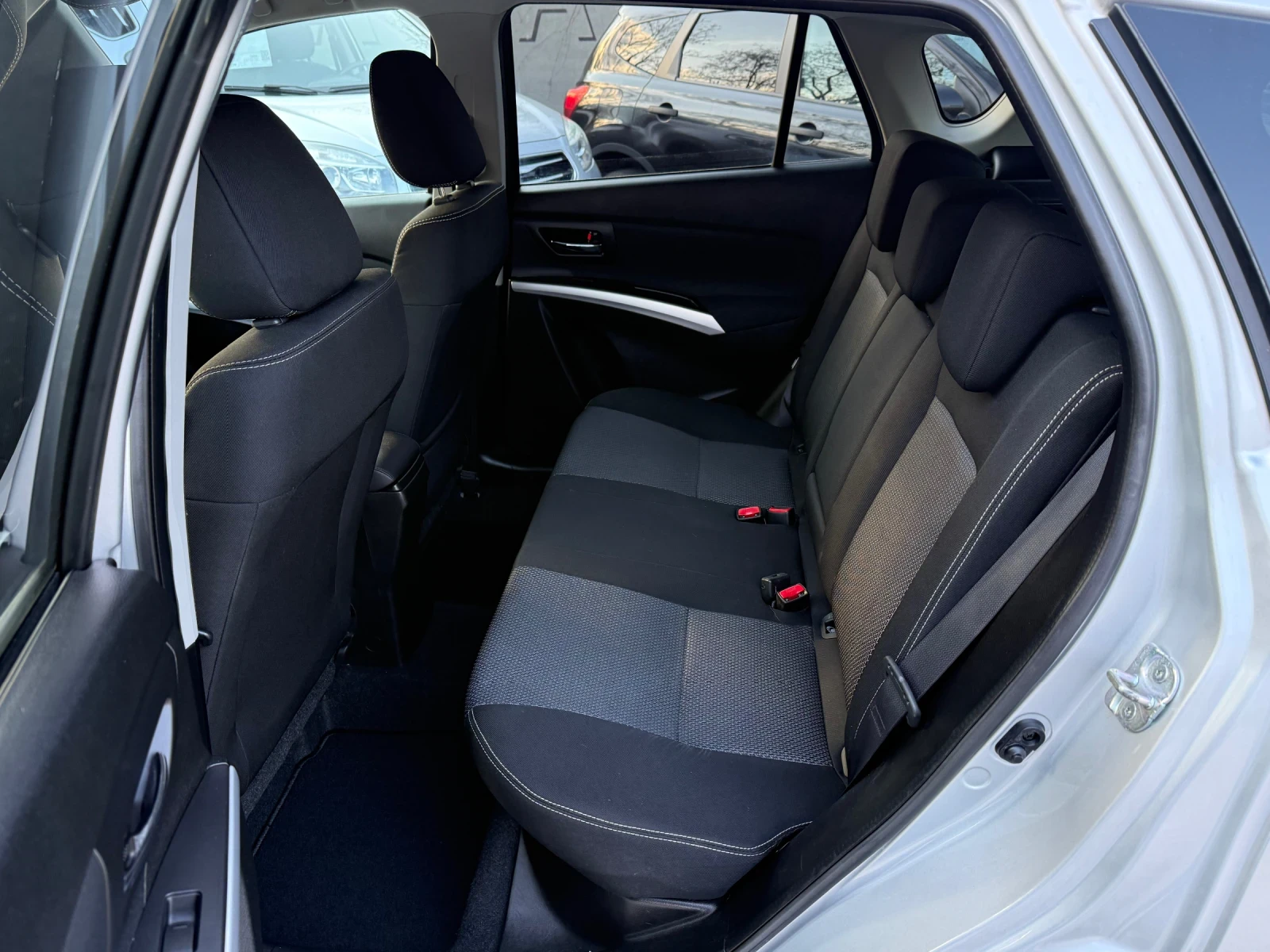 Suzuki SX4 S-Cross 1.6i Comact+ 109000k�!!! - 4�4 - ��������� | Mobile.bg � ����������� 9