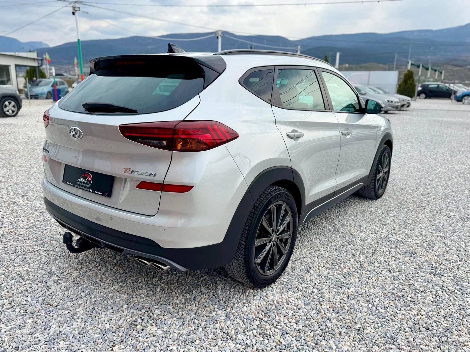 Hyundai Tucson ::N-Line::FACELIFT::1 собственик, снимка 7 - Автомобили и джипове - 53935836