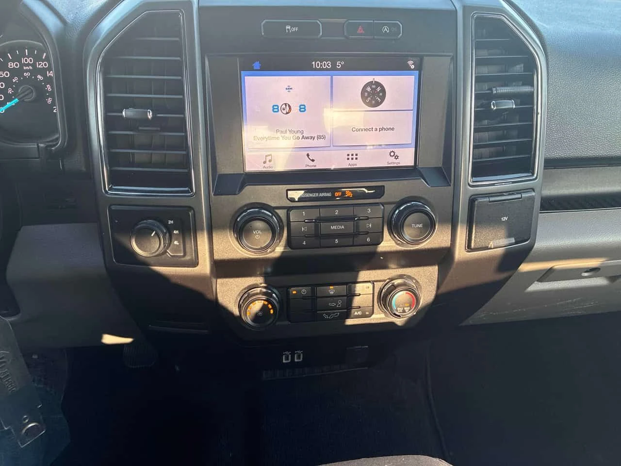 Ford F150 * 4WD SuperCrew 5.5' Box * KEYLESS* , снимка 9 - Автомобили и джипове - 54150997