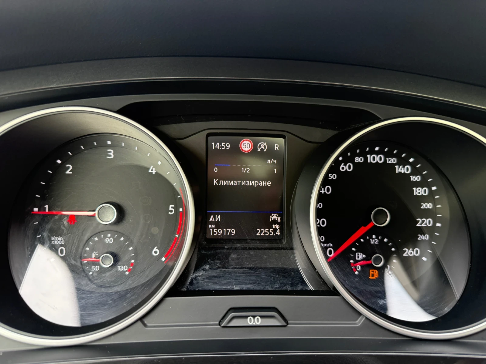VW Tiguan 2.0TDI - 150к.с. - Панорама, снимка 17 - Автомобили и джипове - 54455986