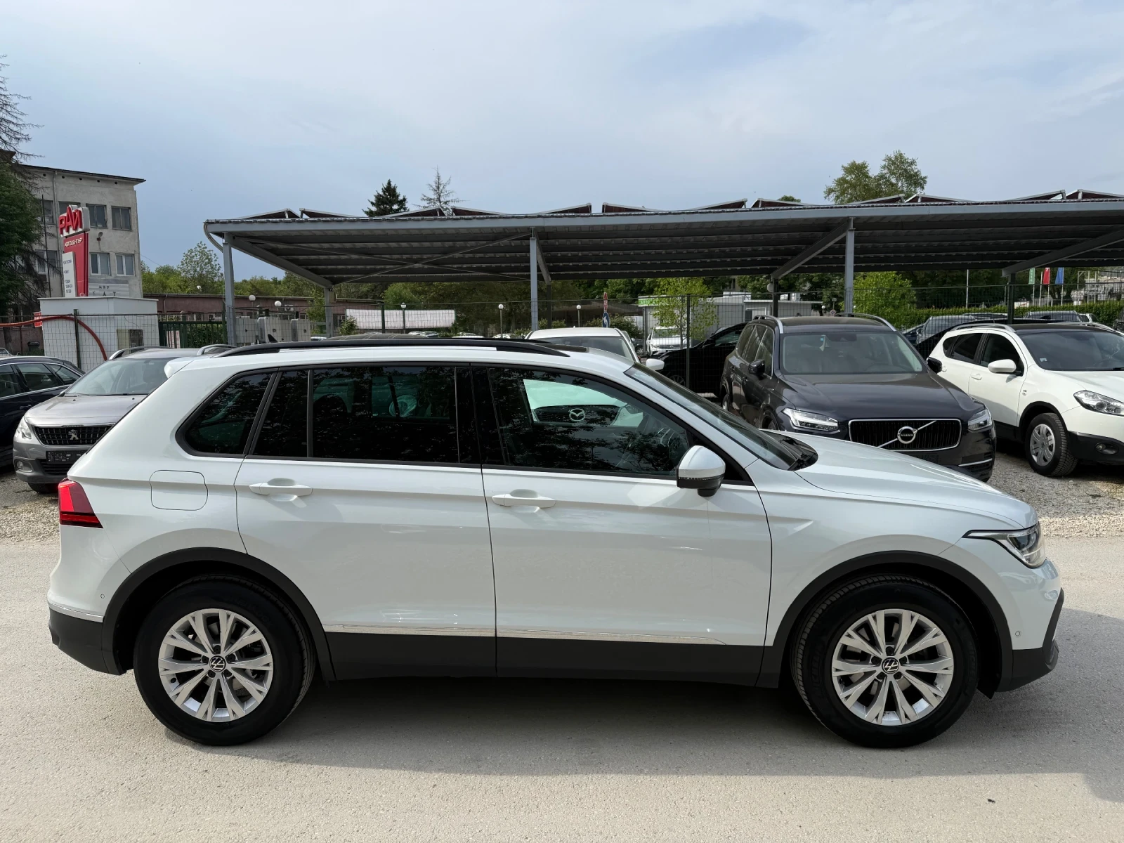 VW Tiguan 2.0TDI - 150к.с. - Панорама, снимка 6 - Автомобили и джипове - 54455986