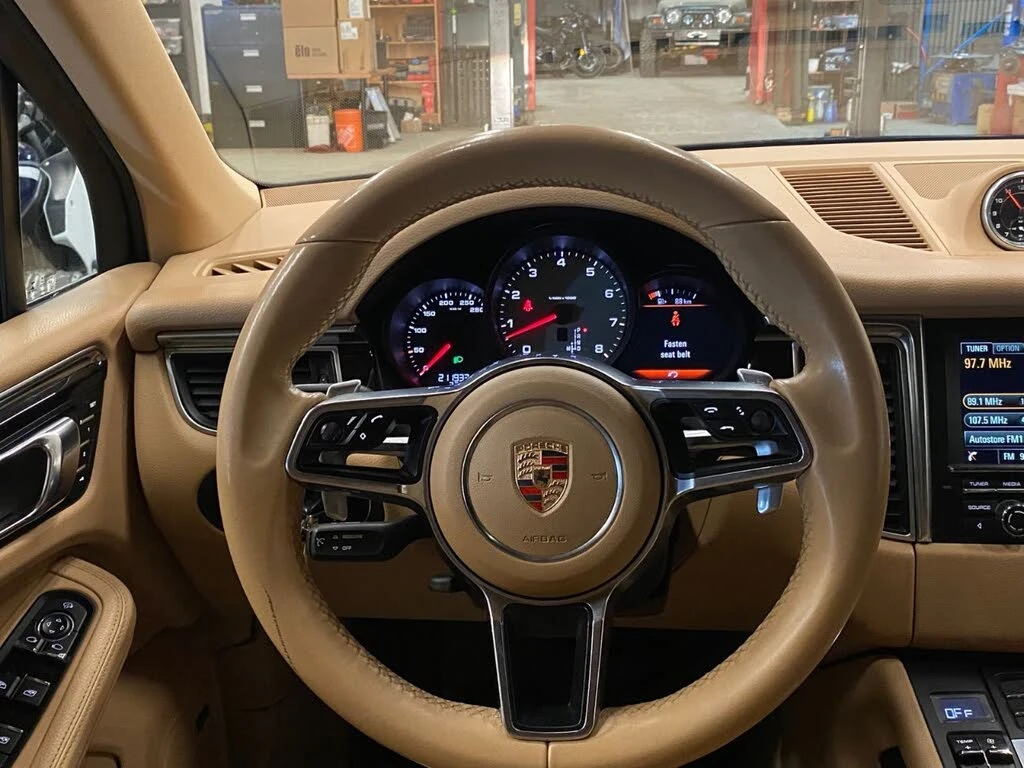 Porsche Macan 3.0 S* ПОДГРЕВ* КАМЕРА* PANORAMA* КРАЙНА ЦЕНА* , снимка 8 - Автомобили и джипове - 54550778
