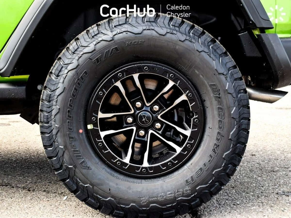 Jeep Wrangler * MOAB 392 6.4L SRT HEMI V8 Sky 1 Touch Power Top , снимка 15 - Автомобили и джипове - 54784933