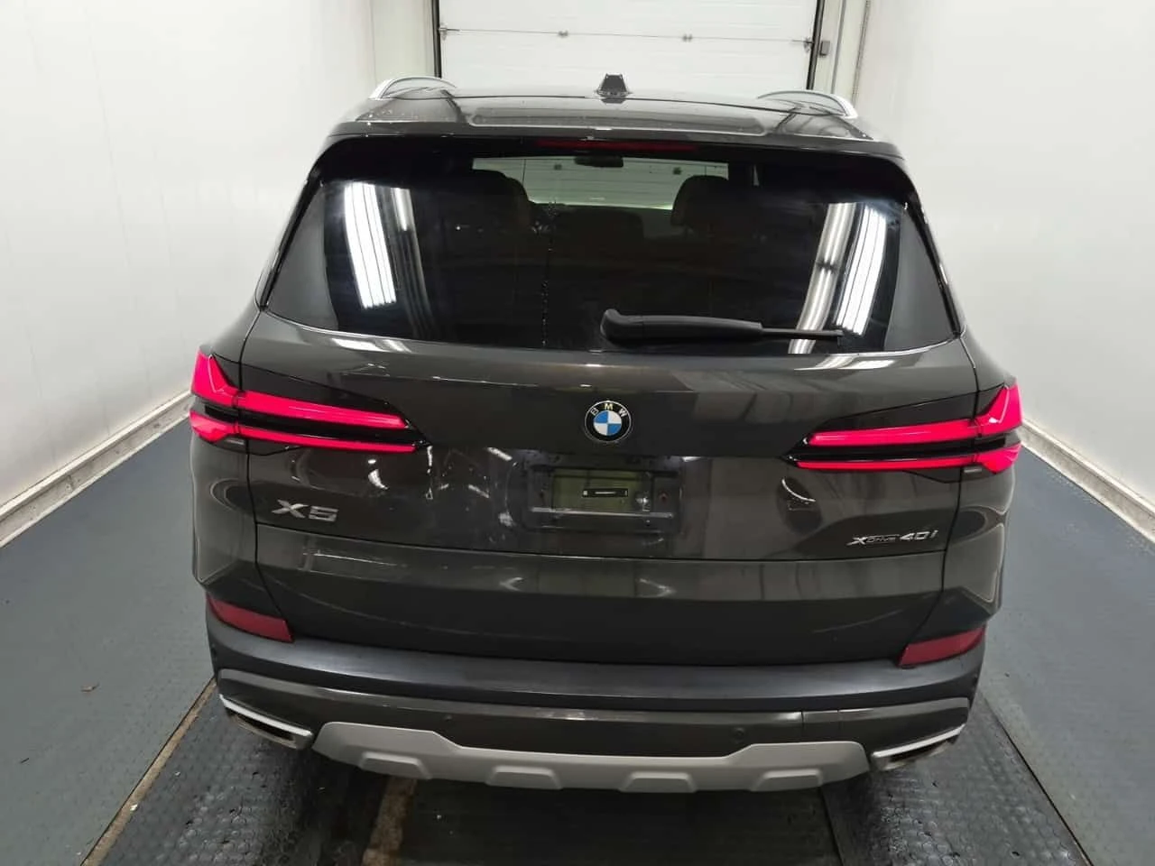 BMW X5 XDRIVE40I | CARFAX | БЕЗ ПЪРВОНАЧАЛНА ВНОСКА, снимка 5 - Автомобили и джипове - 54963590