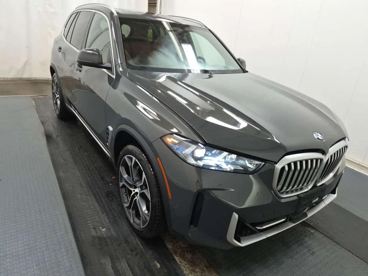 BMW X5 XDRIVE40I | CARFAX | БЕЗ ПЪРВОНАЧАЛНА ВНОСКА, снимка 3 - Автомобили и джипове - 54963590