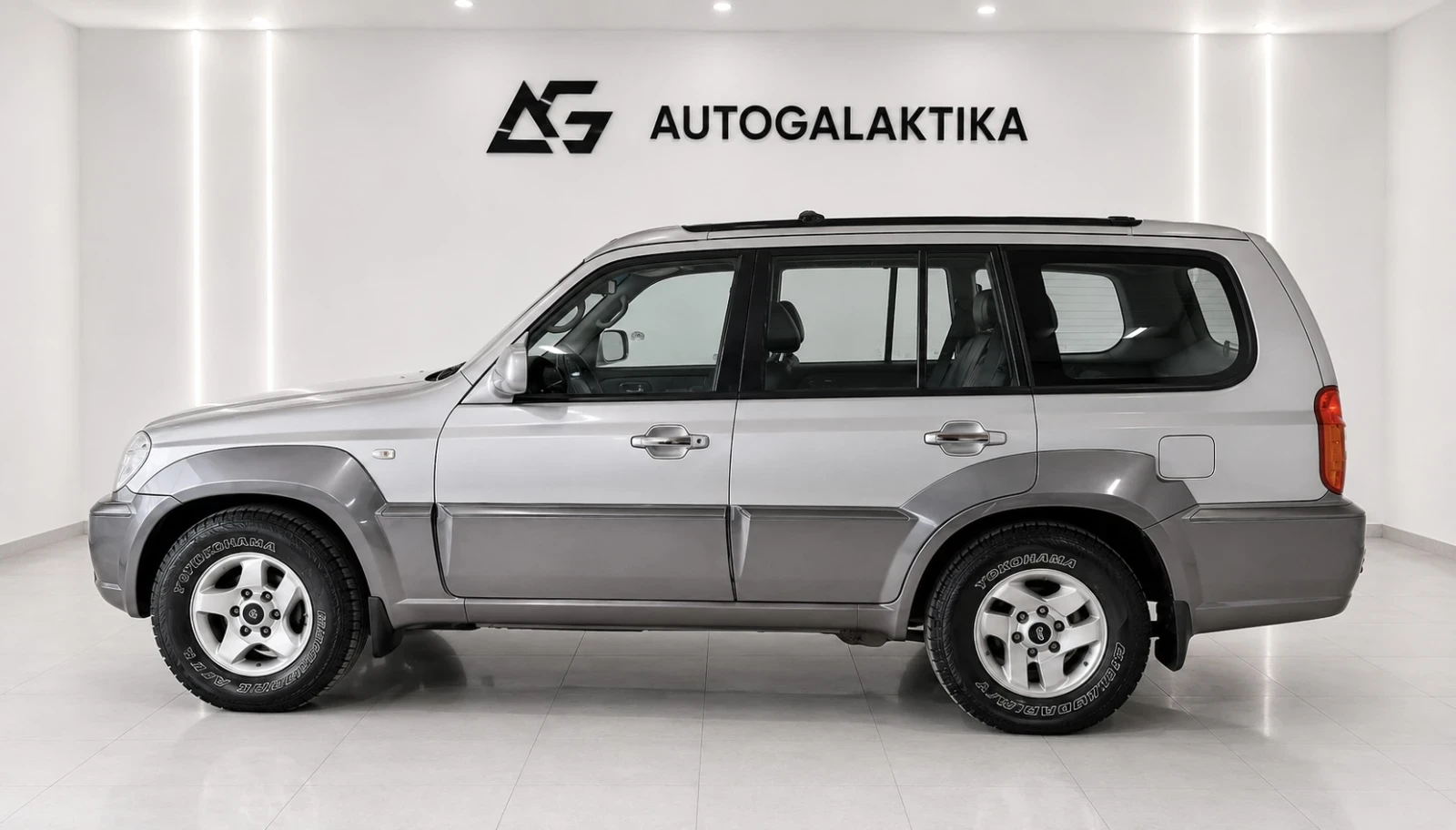 Hyundai Terracan 4x4 3.5 V6 Бензин Сервизна История , снимка 5 - Автомобили и джипове - 54994017