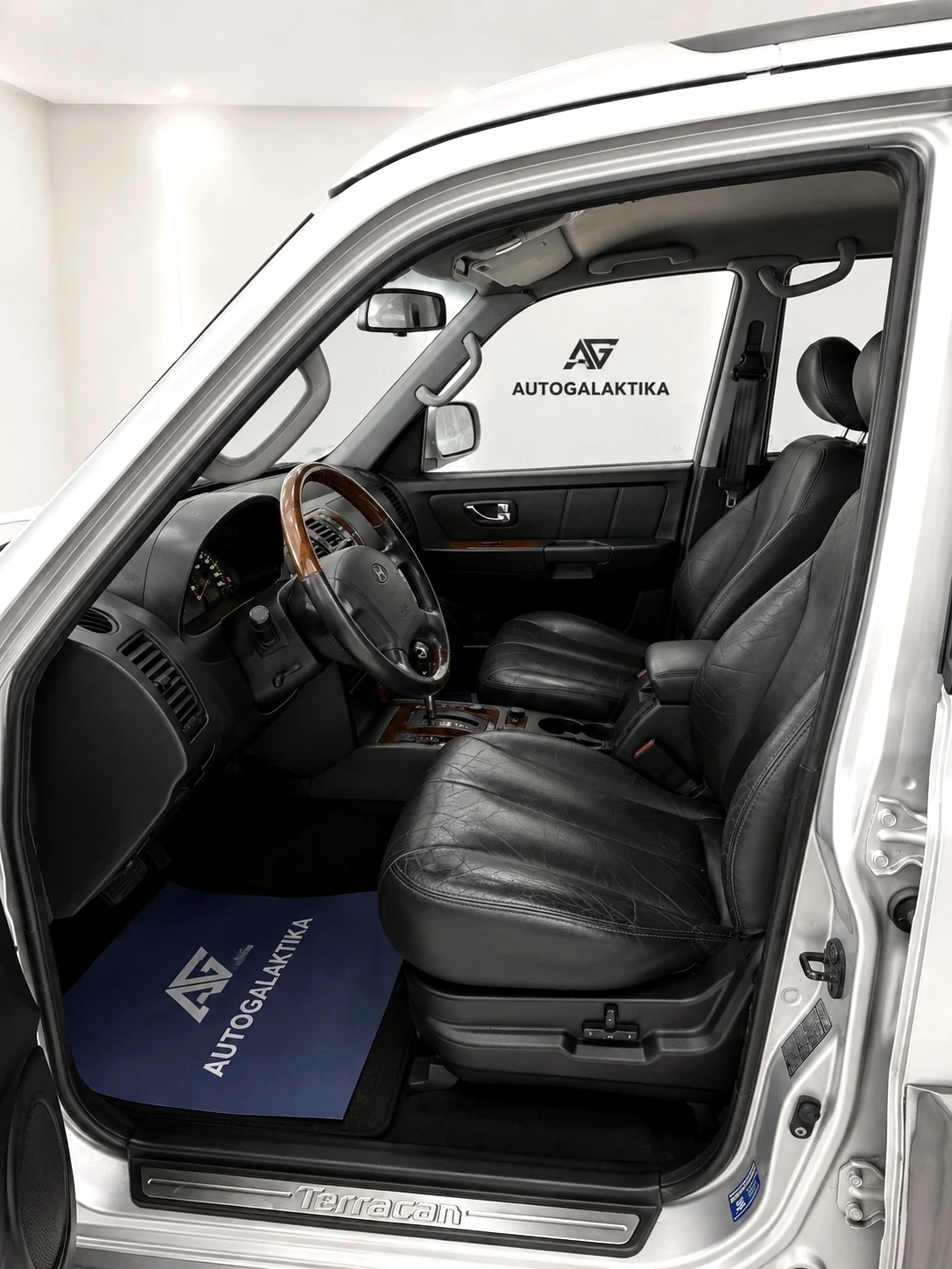 Hyundai Terracan 4x4 3.5 V6 Бензин Сервизна История , снимка 13 - Автомобили и джипове - 54994017