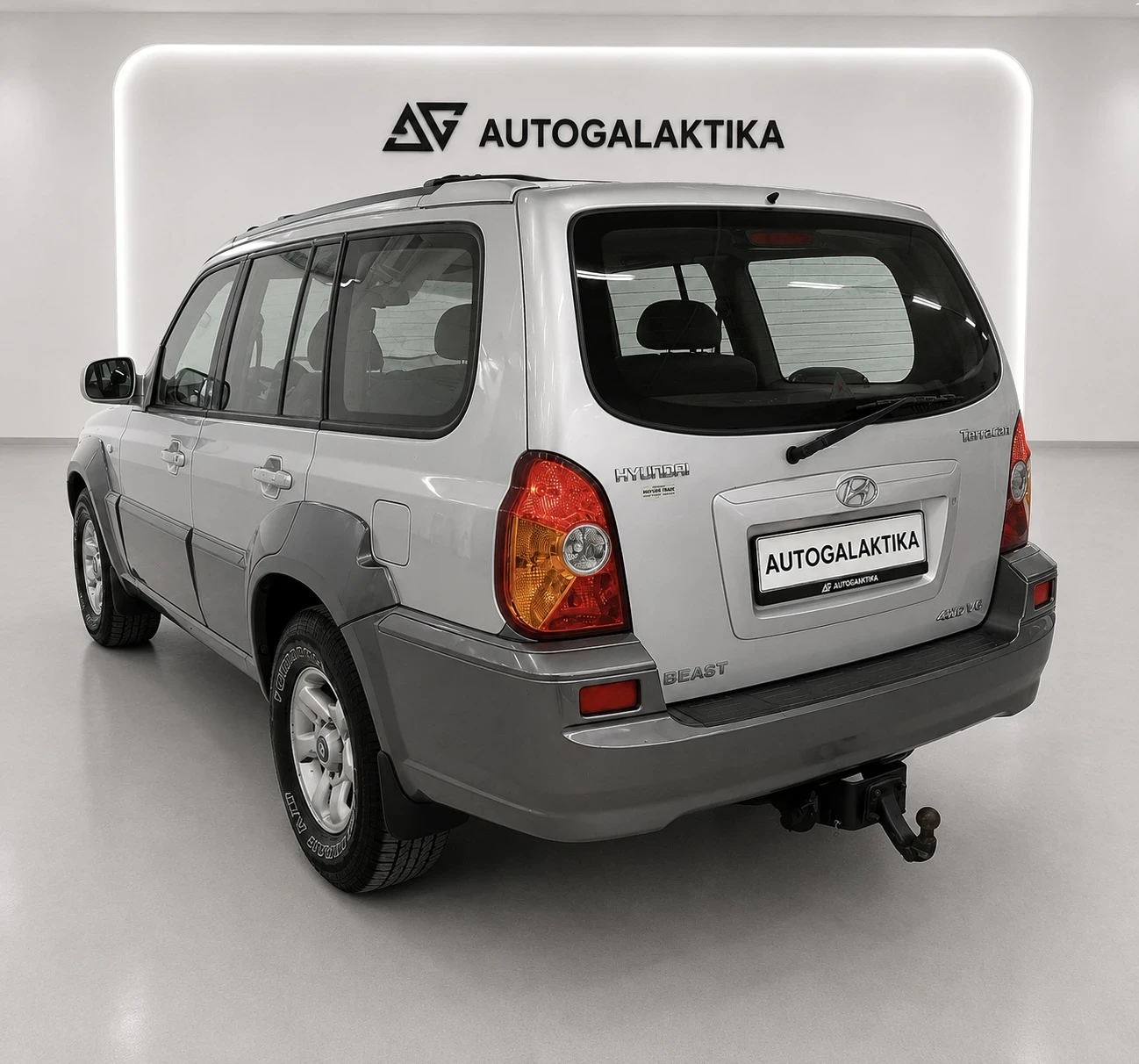 Hyundai Terracan 4x4 3.5 V6 Бензин Сервизна История , снимка 6 - Автомобили и джипове - 54994017