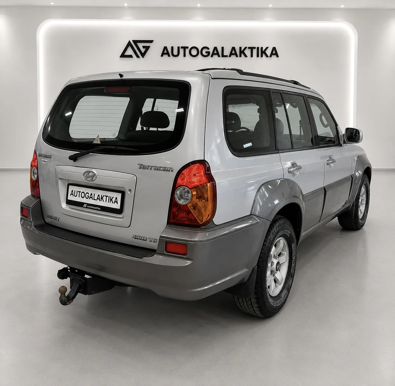 Hyundai Terracan 4x4 3.5 V6 Бензин Сервизна История , снимка 10 - Автомобили и джипове - 54994017