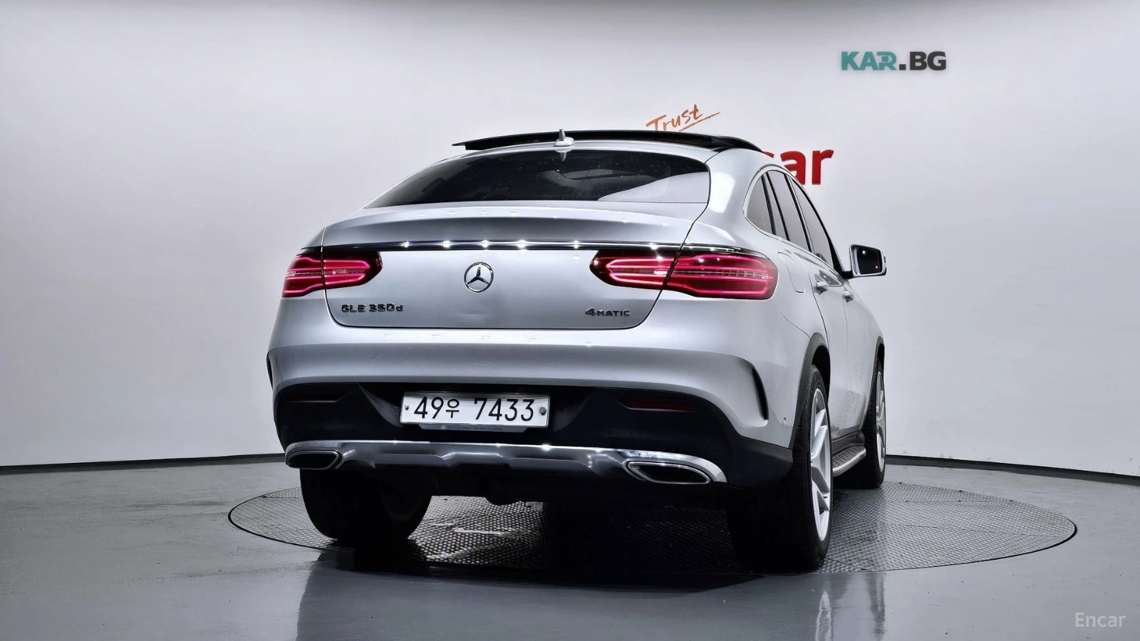Mercedes-Benz GLE 350 4MATIC* КОЖА* ПОДГРЕВ* PANO, снимка 4 - Автомобили и джипове - 55404401