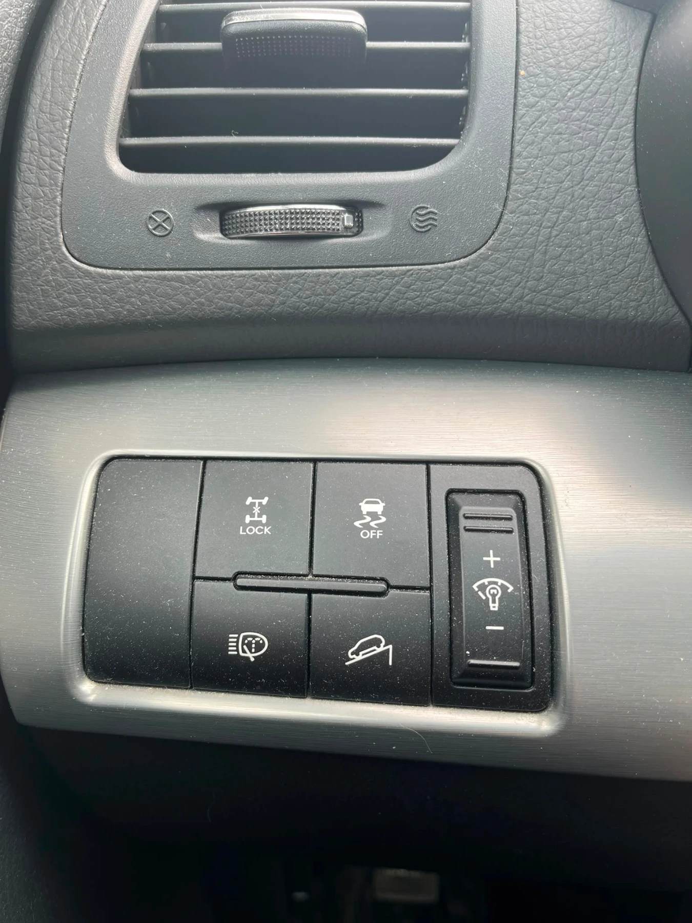 Kia Sorento, снимка 12 - Автомобили и джипове - 55446062