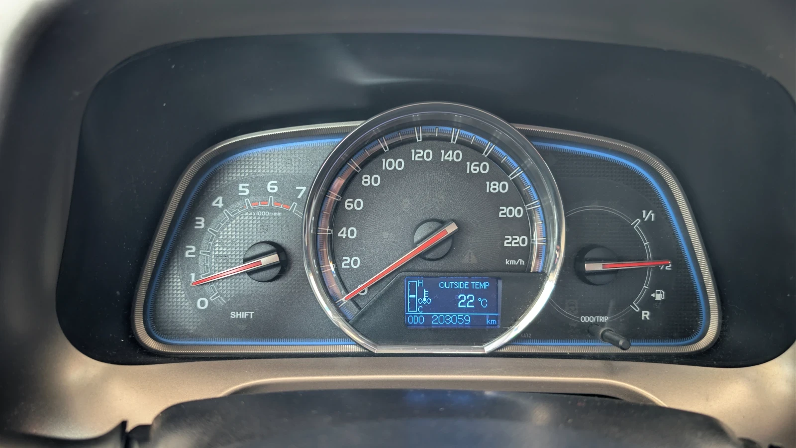 Toyota Rav4 2.0 4x4 , снимка 9 - Автомобили и джипове - 55747876