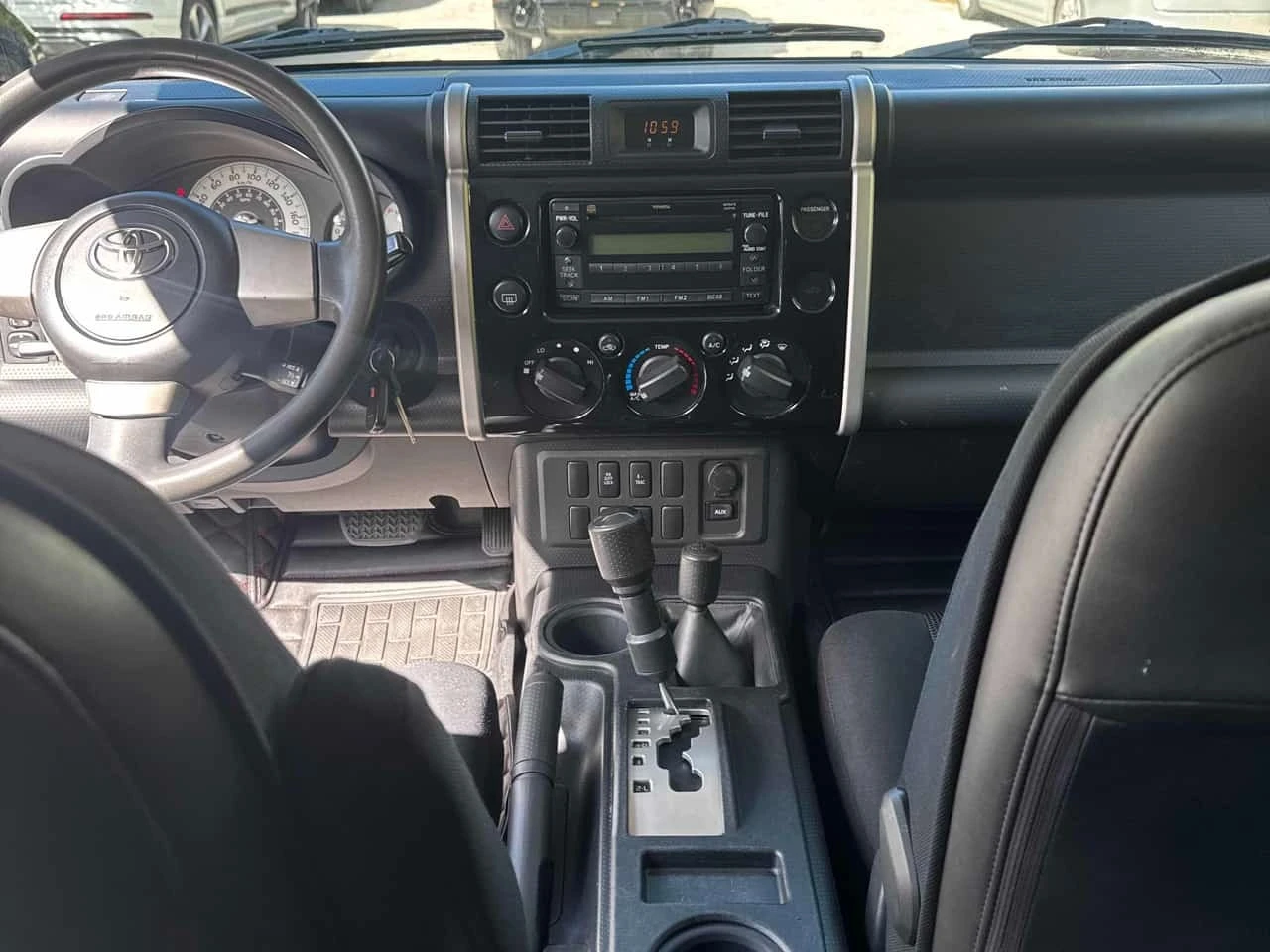 Toyota Fj cruiser 4WD 4dr/����� ���� ���� � ������/���������� ���� | Mobile.bg � ����������� 9