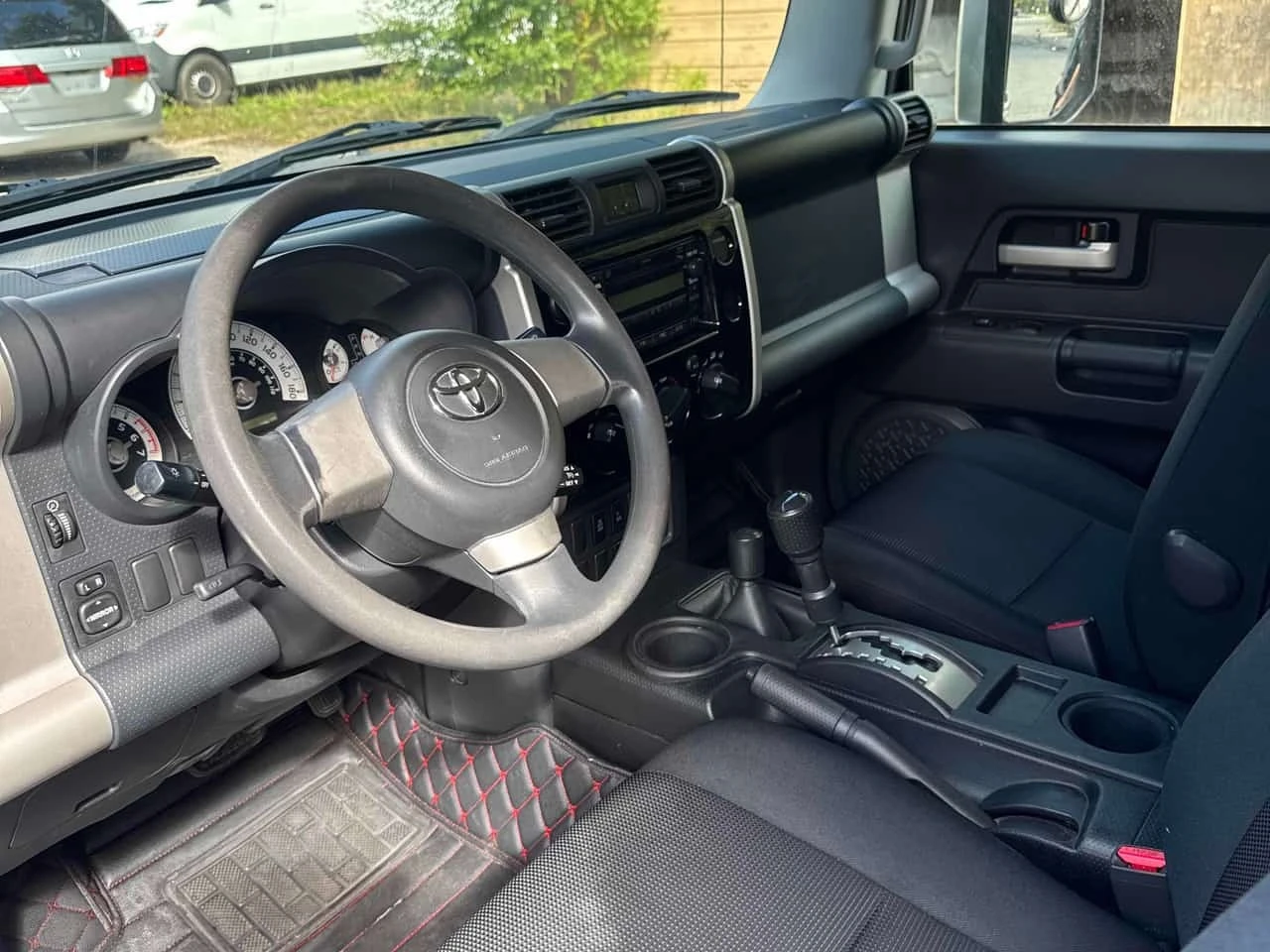 Toyota Fj cruiser 4WD 4dr/����� ���� ���� � ������/���������� ���� | Mobile.bg � ����������� 5