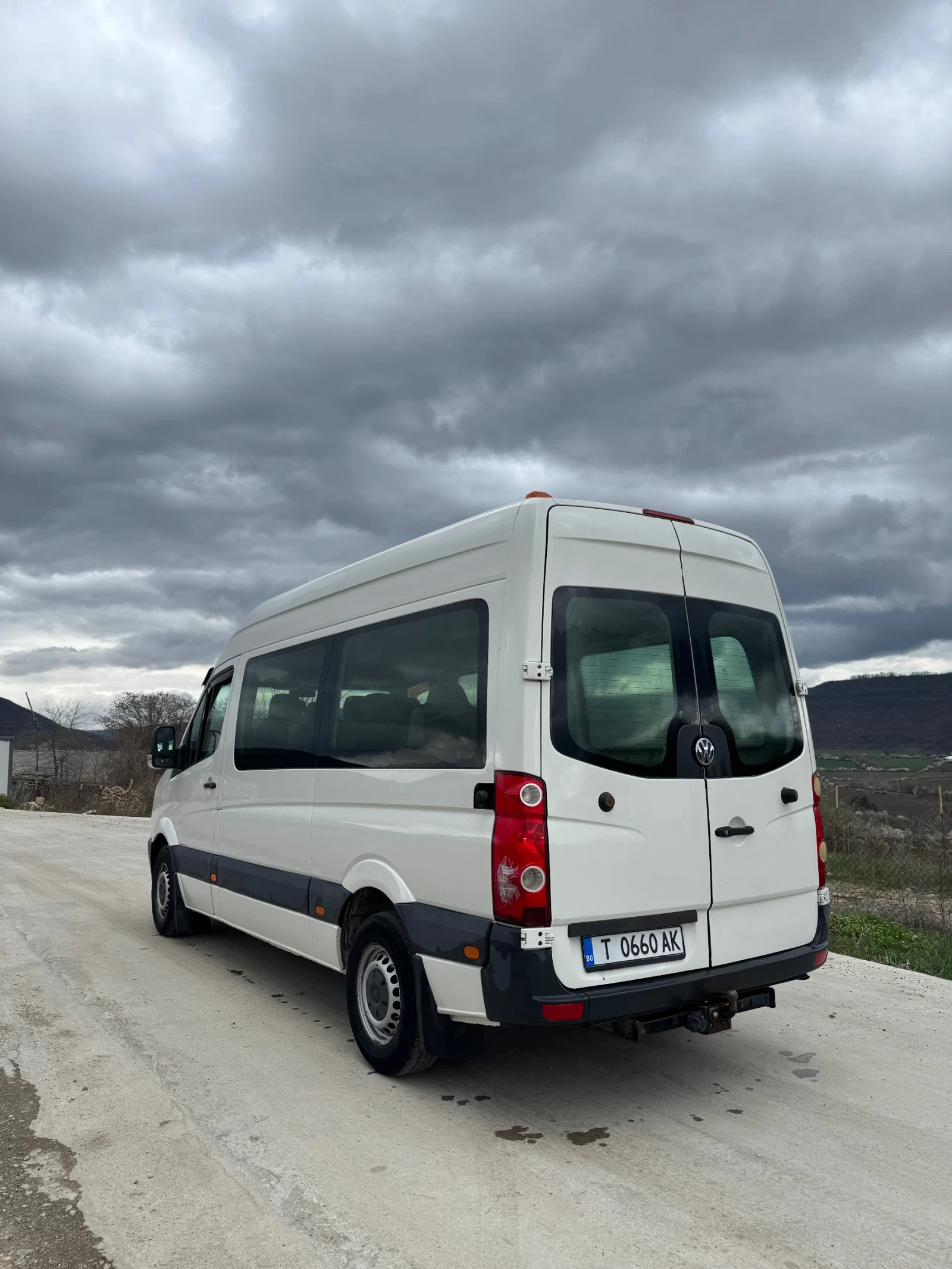 VW Crafter 2.5 TDl (109к.с.), снимка 4 - Бусове и автобуси - 54078497