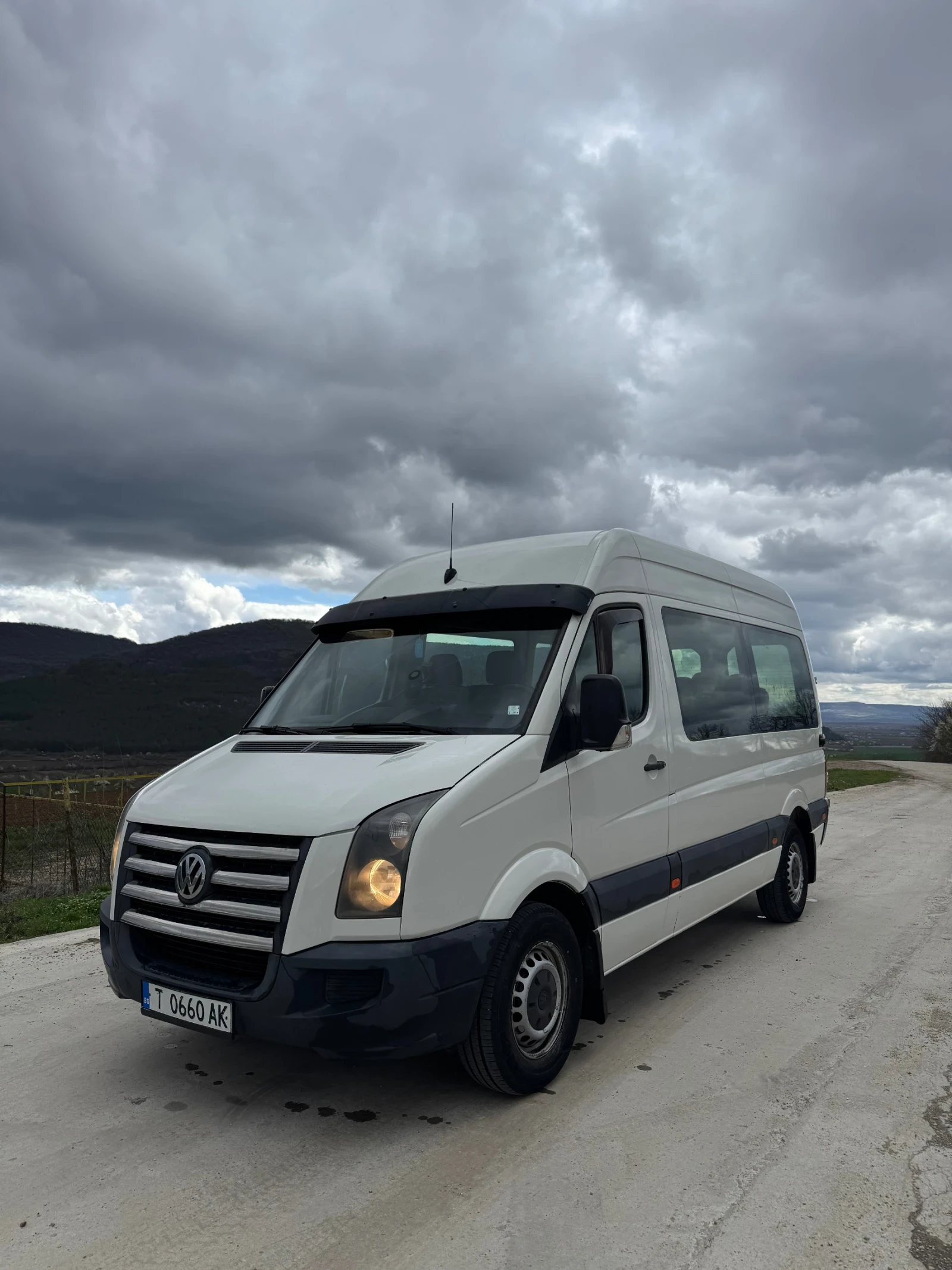 VW Crafter 2.5 TDl (109к.с.) | Auto.bg — изображение 1