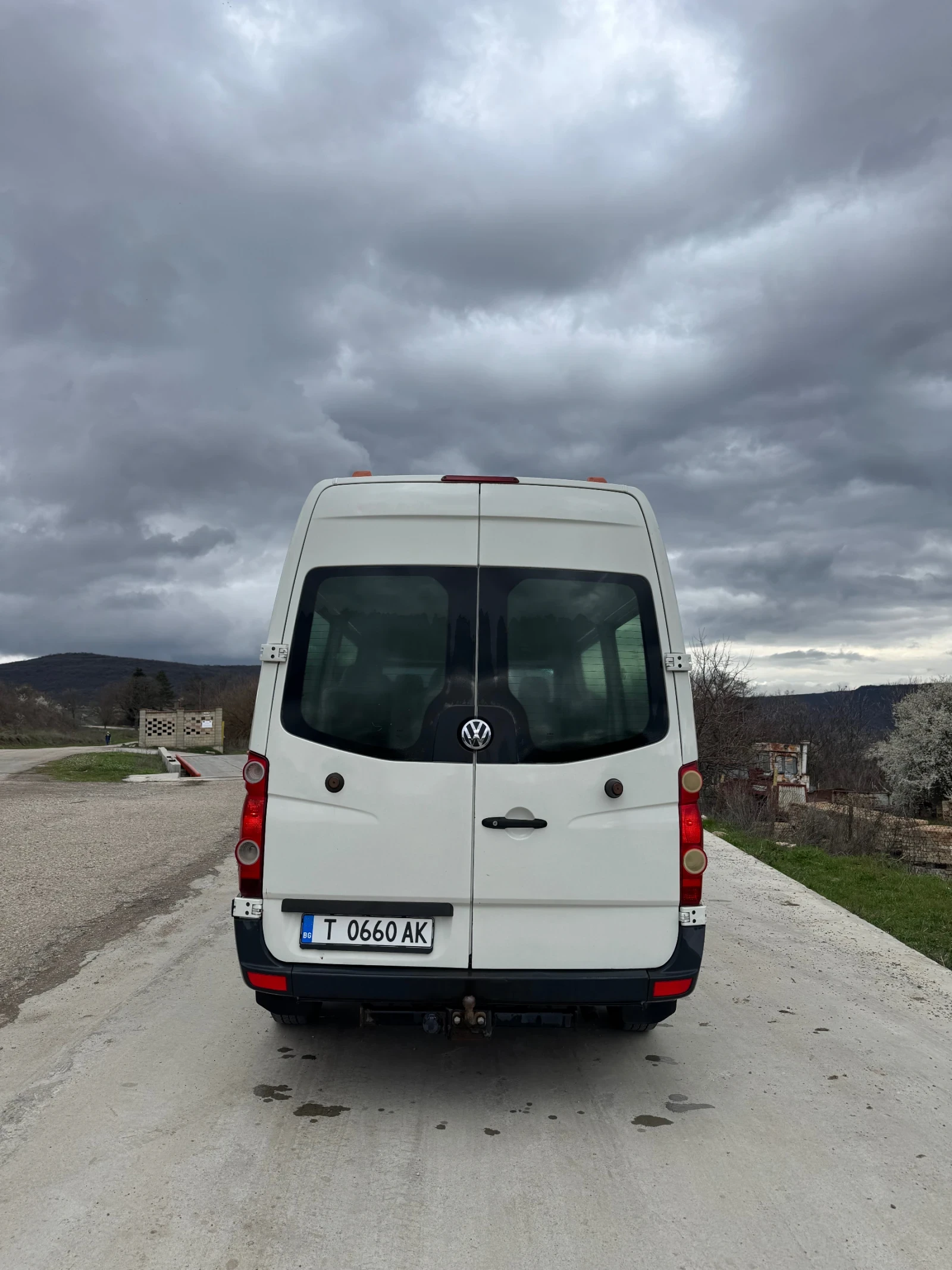 VW Crafter 2.5 TDl (109к.с.), снимка 5 - Бусове и автобуси - 54078497