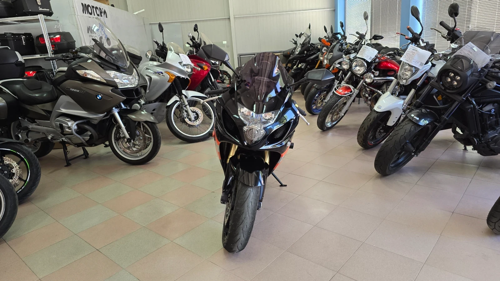 Suzuki Gsxr 600 K6 Лизинг !, снимка 2 - Мотоциклети и мототехника - 55475459