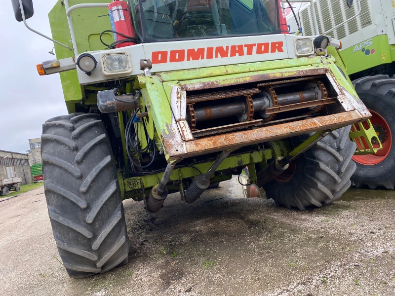 Комбайн Claas Dominator 118 SL Maxi , снимка 8 - Селскостопанска техника - 42604965