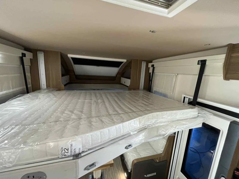 Кемпер Mobilvetta Krosser P86 Двоен под* Високо оборудване 2025, снимка 7 - Каравани и кемпери - 51016973