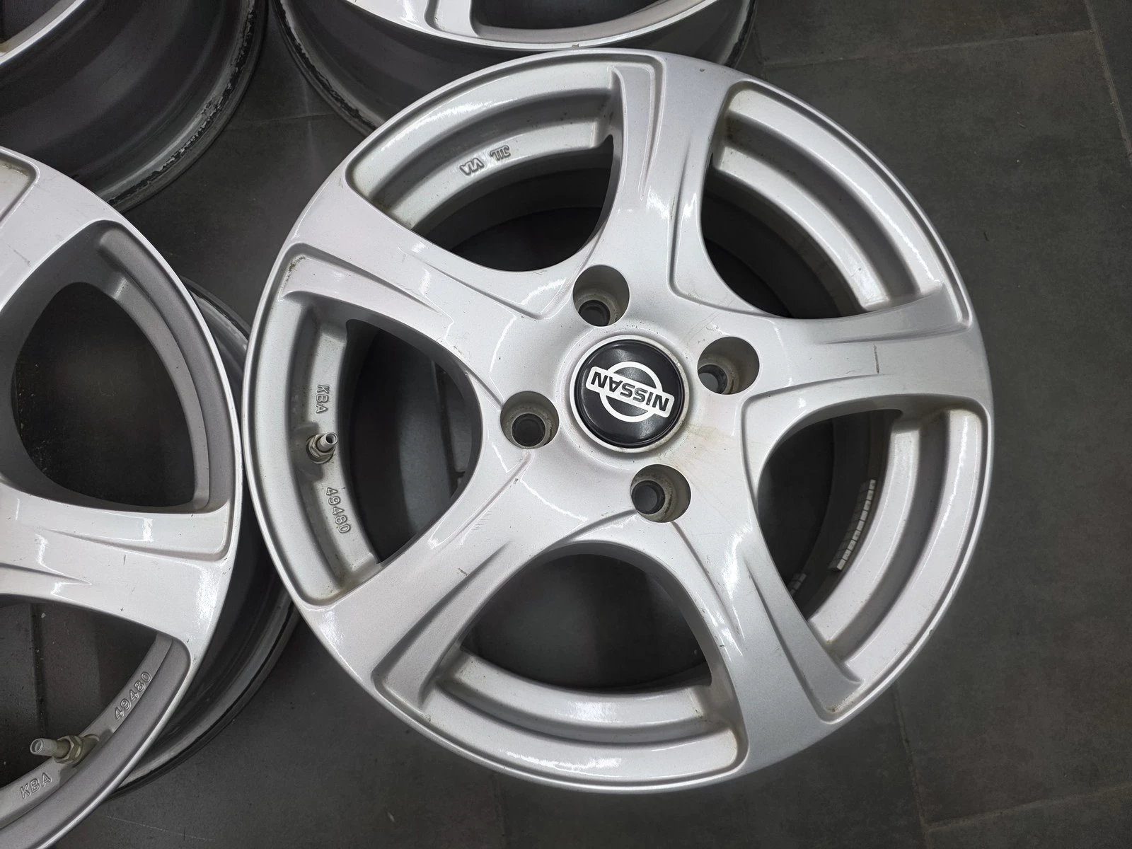Джанти за Nissan, снимка 4 - Гуми и джанти - 56724380