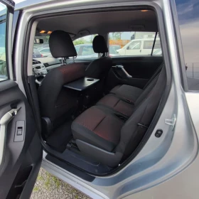 Toyota Verso 2.0 D4D* 126кс* КЛИМАТРОНИК* АВТОПИЛОТ* , снимка 13
