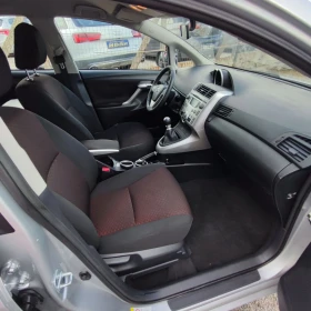 Toyota Verso 2.0 D4D* 126кс* КЛИМАТРОНИК* АВТОПИЛОТ* , снимка 9