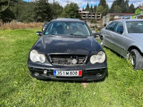 Mercedes-Benz C 220 На части, снимка 3