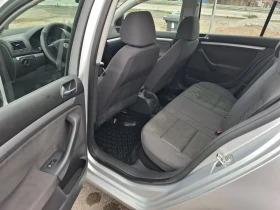 VW Golf - 2250 € / 4400.62 лв. - 49264932 14